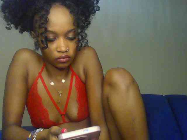 Sierraxoxox webcam