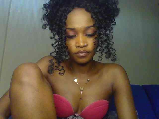 Sierraxoxox webcam