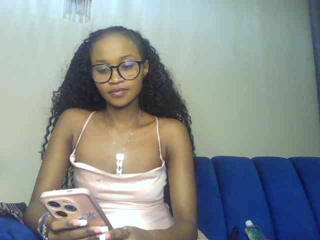 Sierraxoxox webcam