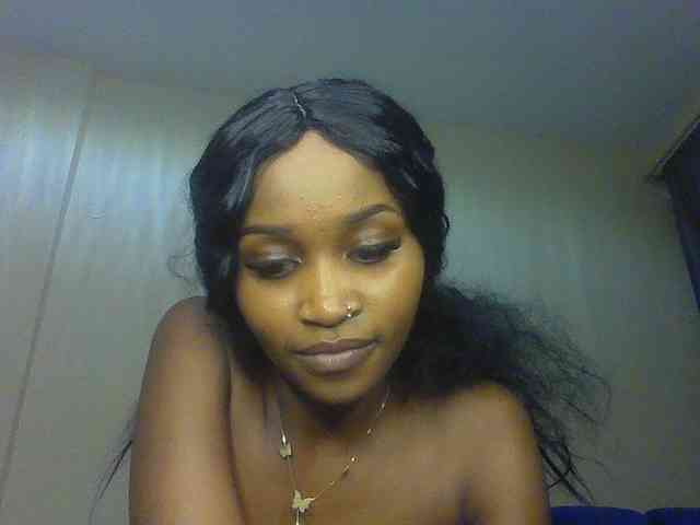 Sierraxoxox webcam
