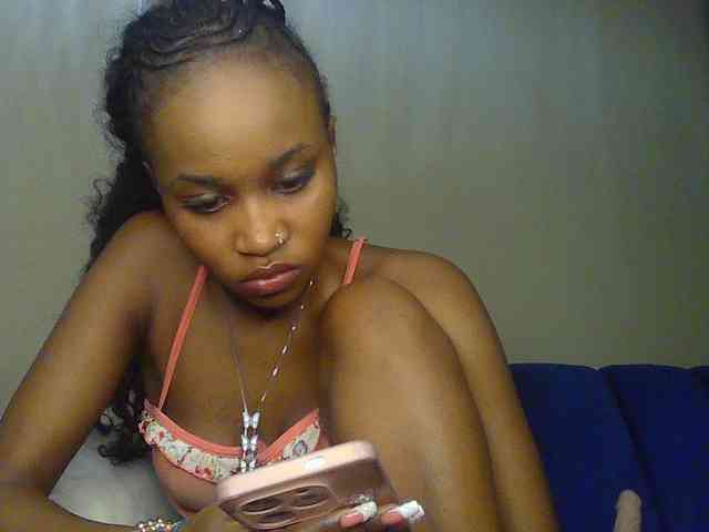 Sierraxoxox webcam