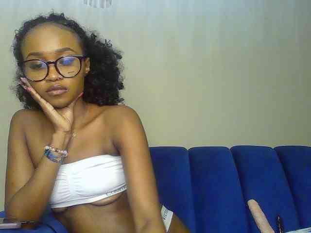 Sierraxoxox webcam