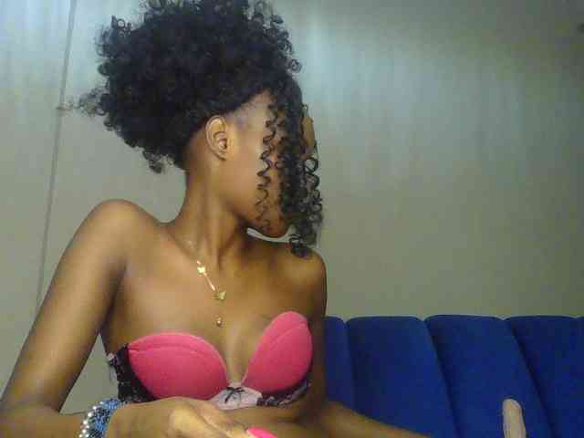 Sierraxoxox webcam