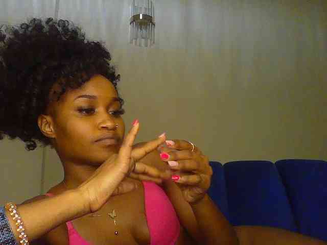 Sierraxoxox webcam