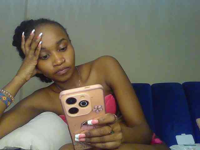 Sierraxoxox webcam