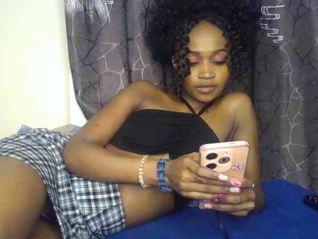Sierraxoxox webcam