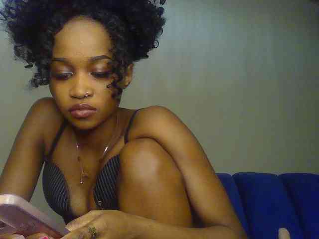 Sierraxoxox webcam