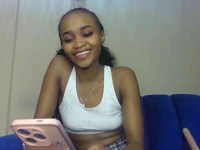 Sierraxoxox webcam