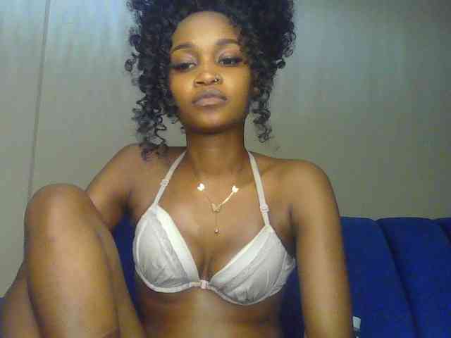 Sierraxoxox webcam