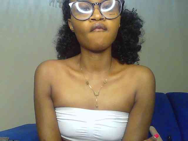 Sierraxoxox webcam