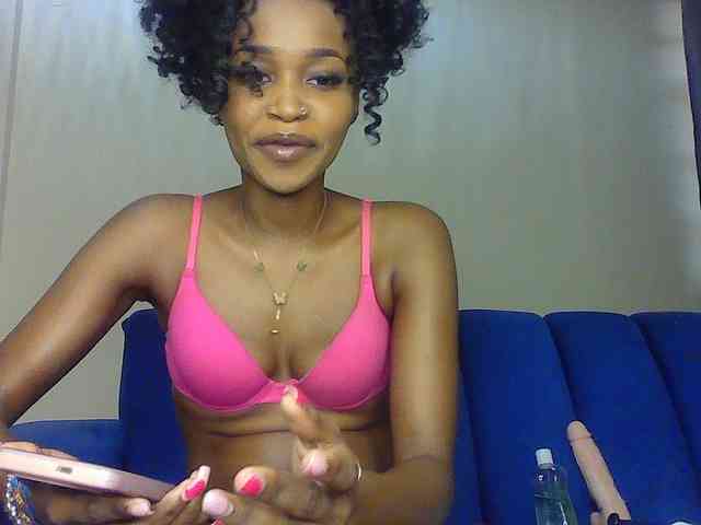 Sierraxoxox webcam