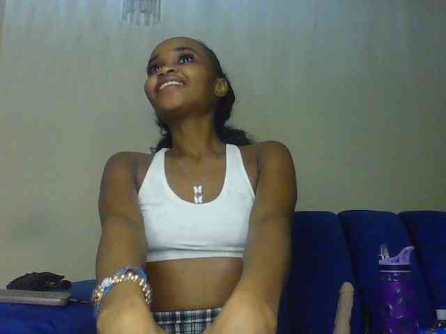 Sierraxoxox webcam