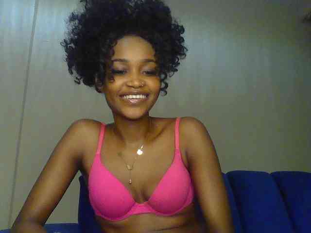 Sierraxoxox webcam