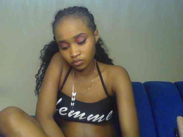 Sierraxoxox webcam