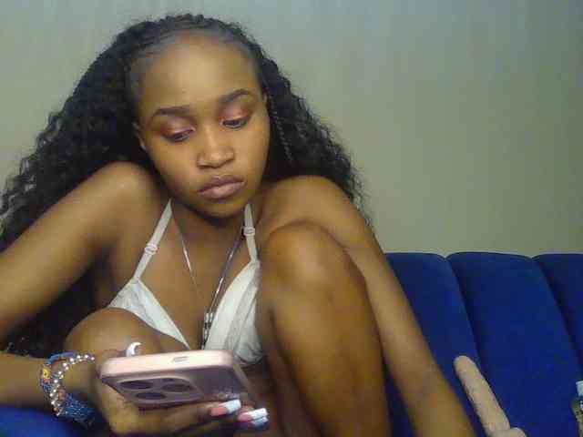 Sierraxoxox webcam