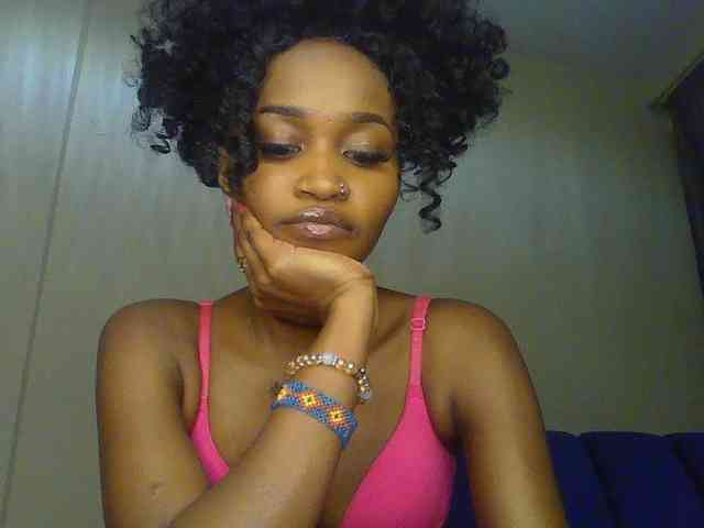 Sierraxoxox webcam