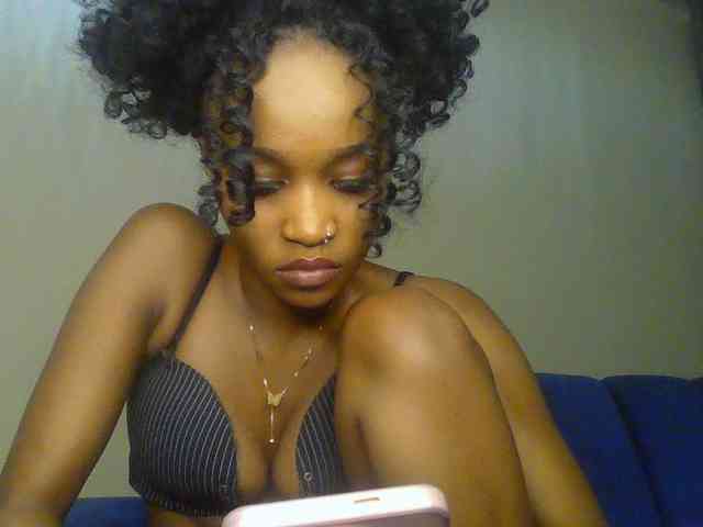 Sierraxoxox webcam
