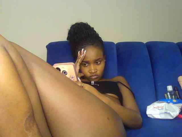 Sierraxoxox webcam