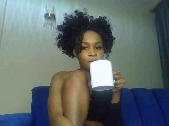 Sierraxoxox webcam