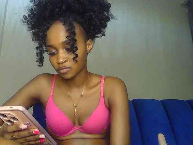 Sierraxoxox webcam