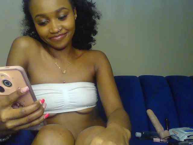 Sierraxoxox webcam
