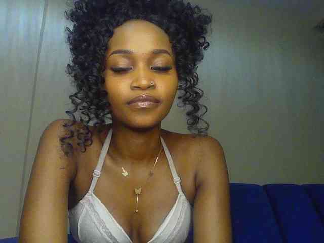 Sierraxoxox webcam