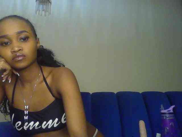 Sierraxoxox webcam