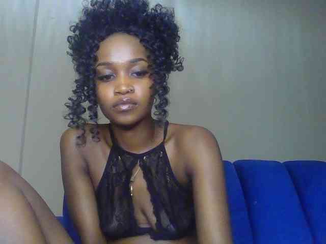 Sierraxoxox webcam