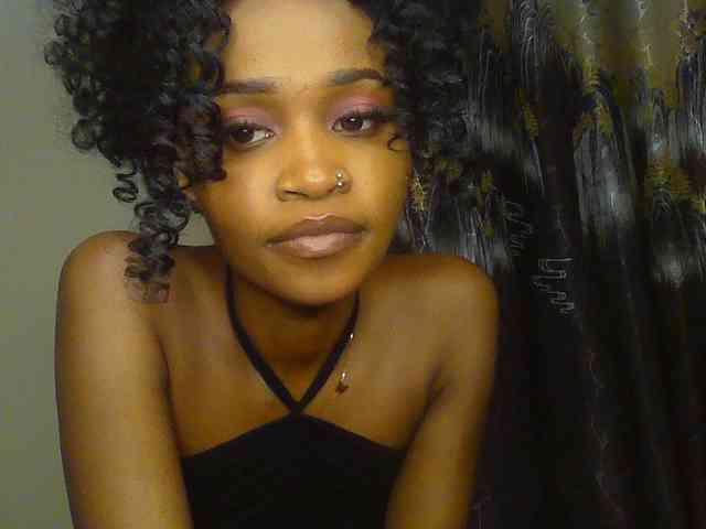 Sierraxoxox webcam