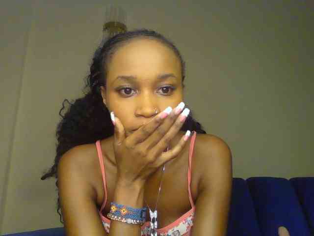 Sierraxoxox webcam