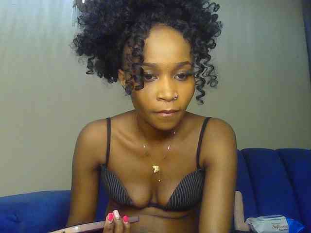 Sierraxoxox webcam