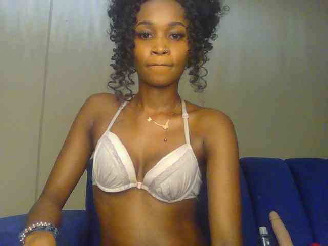 Sierraxoxox webcam