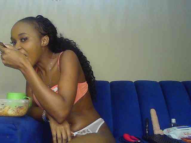 Sierraxoxox webcam