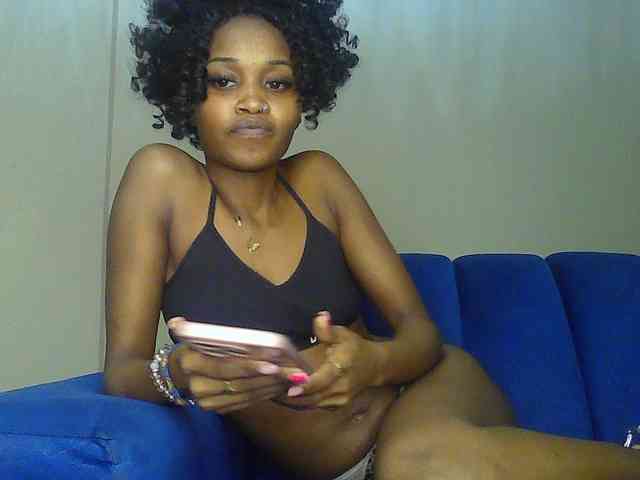 Sierraxoxox webcam