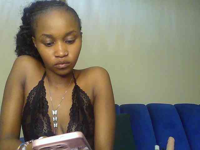 Sierraxoxox webcam