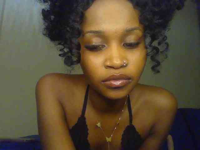 Sierraxoxox webcam