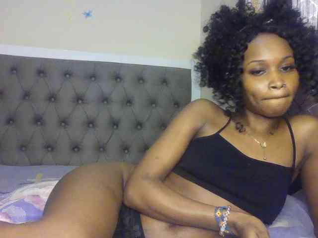 Sierraxoxox webcam