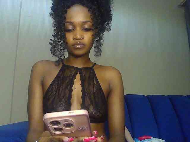 Sierraxoxox webcam