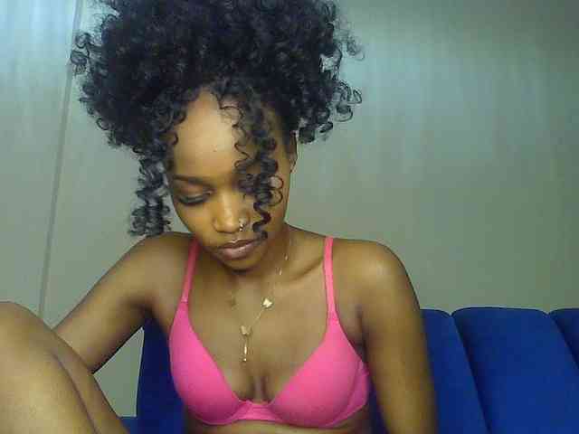 Sierraxoxox webcam