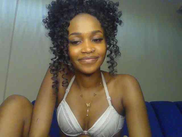 Sierraxoxox webcam
