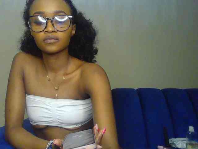 Sierraxoxox webcam