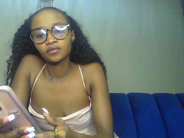 Sierraxoxox webcam