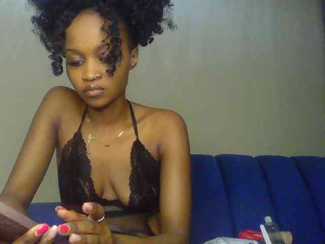 Sierraxoxox webcam