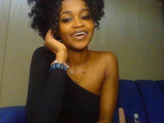 Sierraxoxox webcam