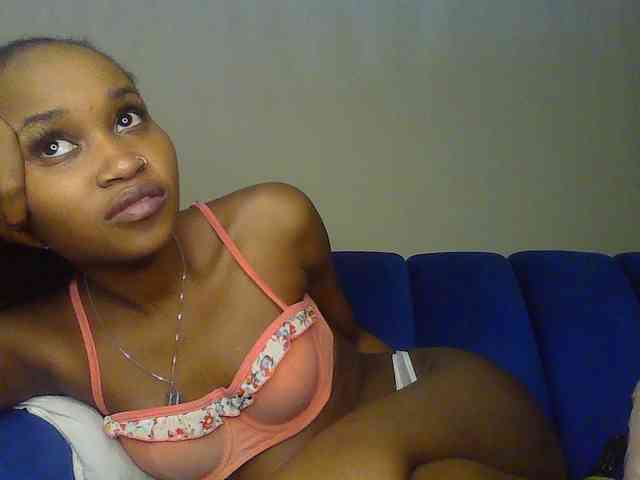 Sierraxoxox webcam