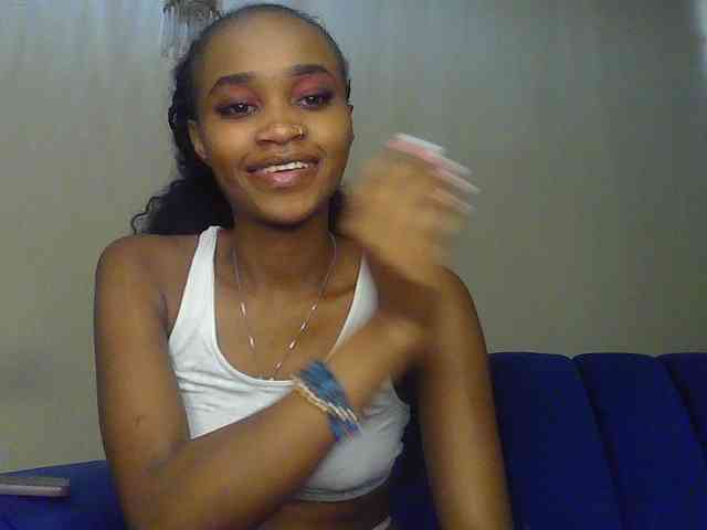 Sierraxoxox webcam