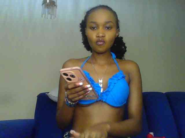 Sierraxoxox webcam