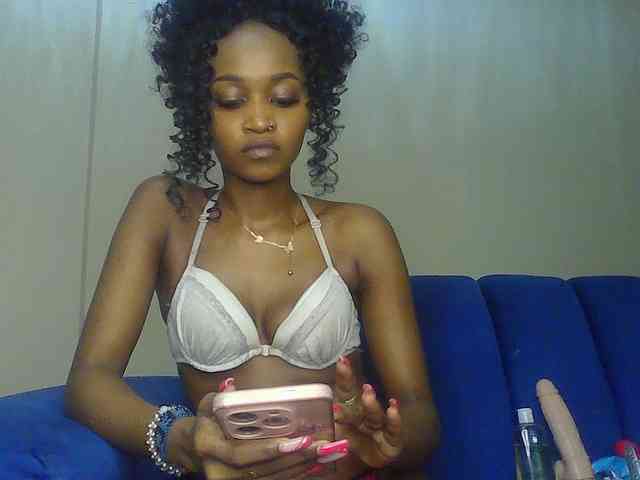 Sierraxoxox webcam