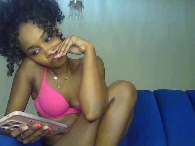 Sierraxoxox webcam