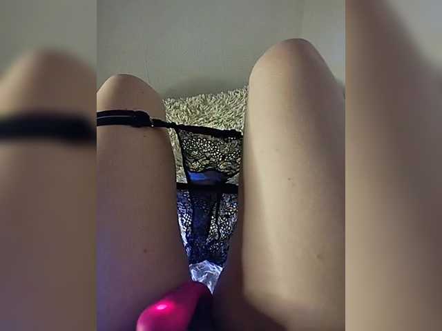 amazingtits-5D's BongaCams show and profile